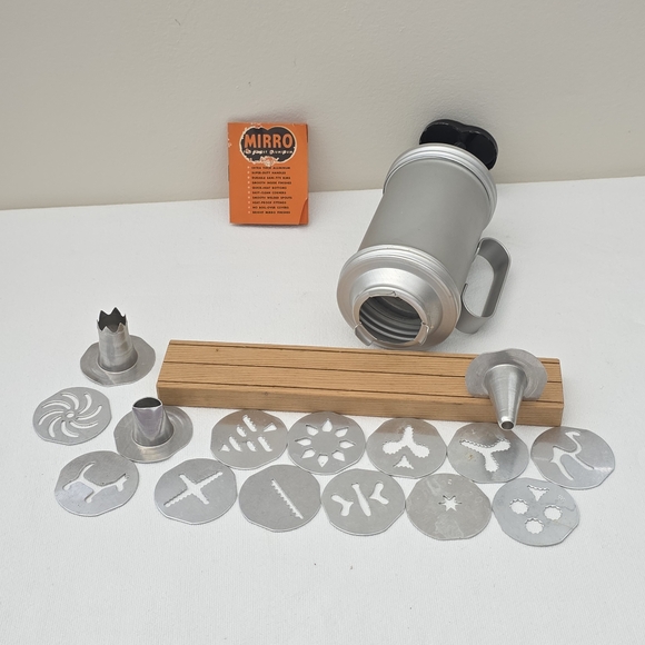 Vtg Cooky Cookie Pastry Mirro Christmas Baking Cookies Grandma Tradition 1 - Picture 3 of 6